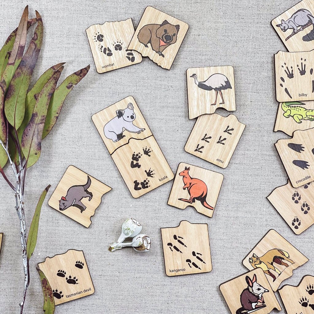 Australian Animal Tracks Game  - Buttonworks